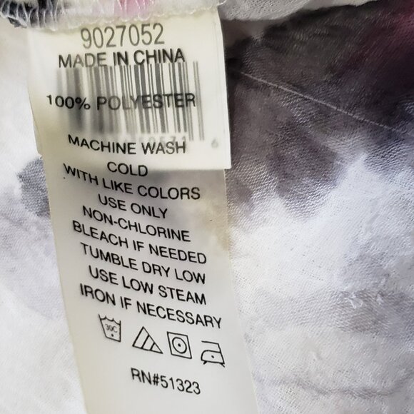 Two by Vince Camuto Top Size Large Geometric Button Front  #3217 Sheer Blouse - Picture 5 of 10